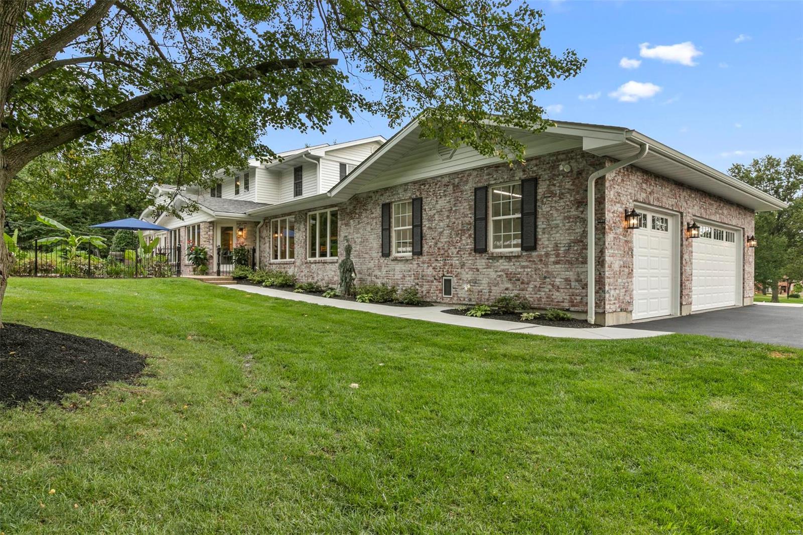 Ballas Courts - Residential