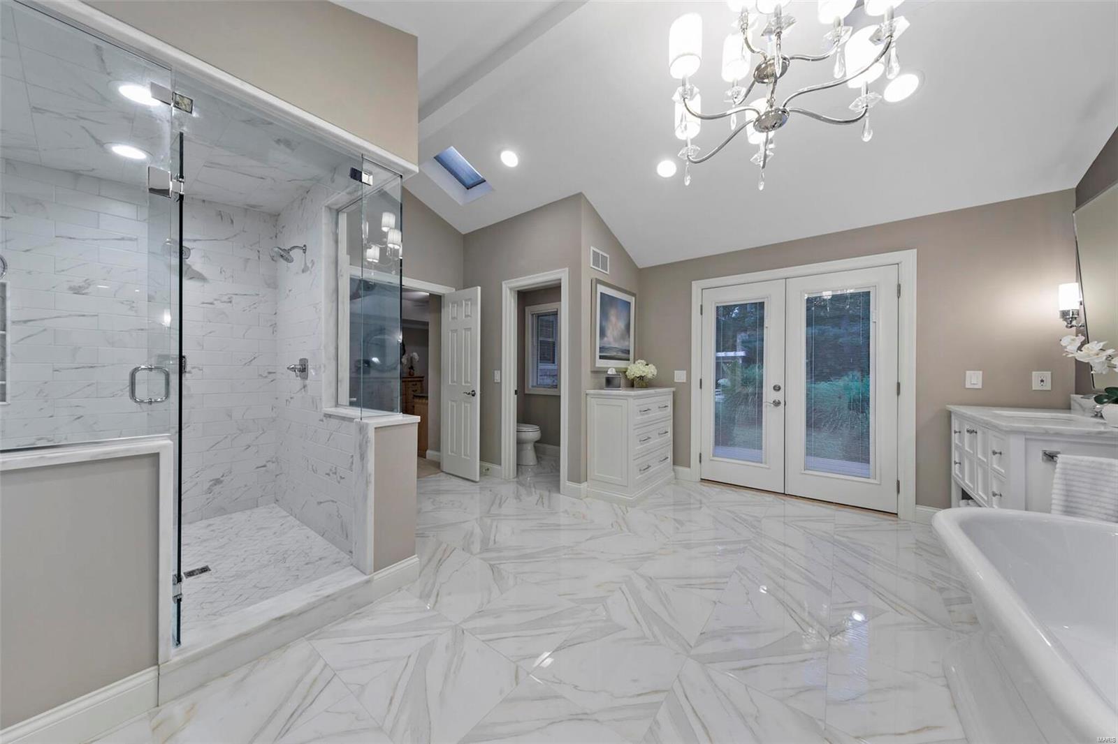 Ballas Courts - Residential