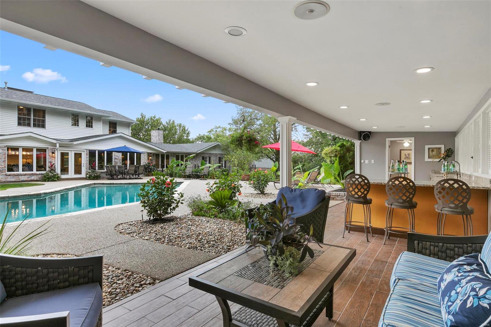 Ballas Courts - Residential