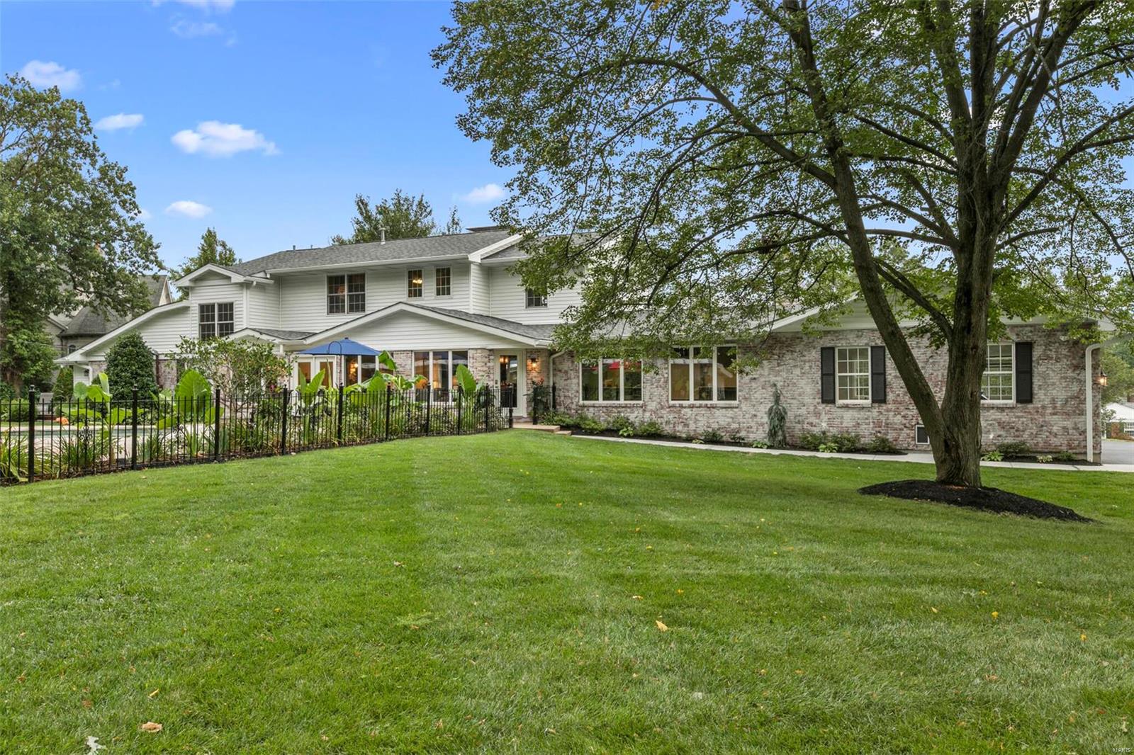 Ballas Courts - Residential