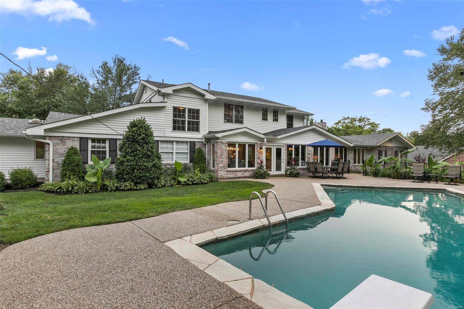 Ballas Courts - Residential