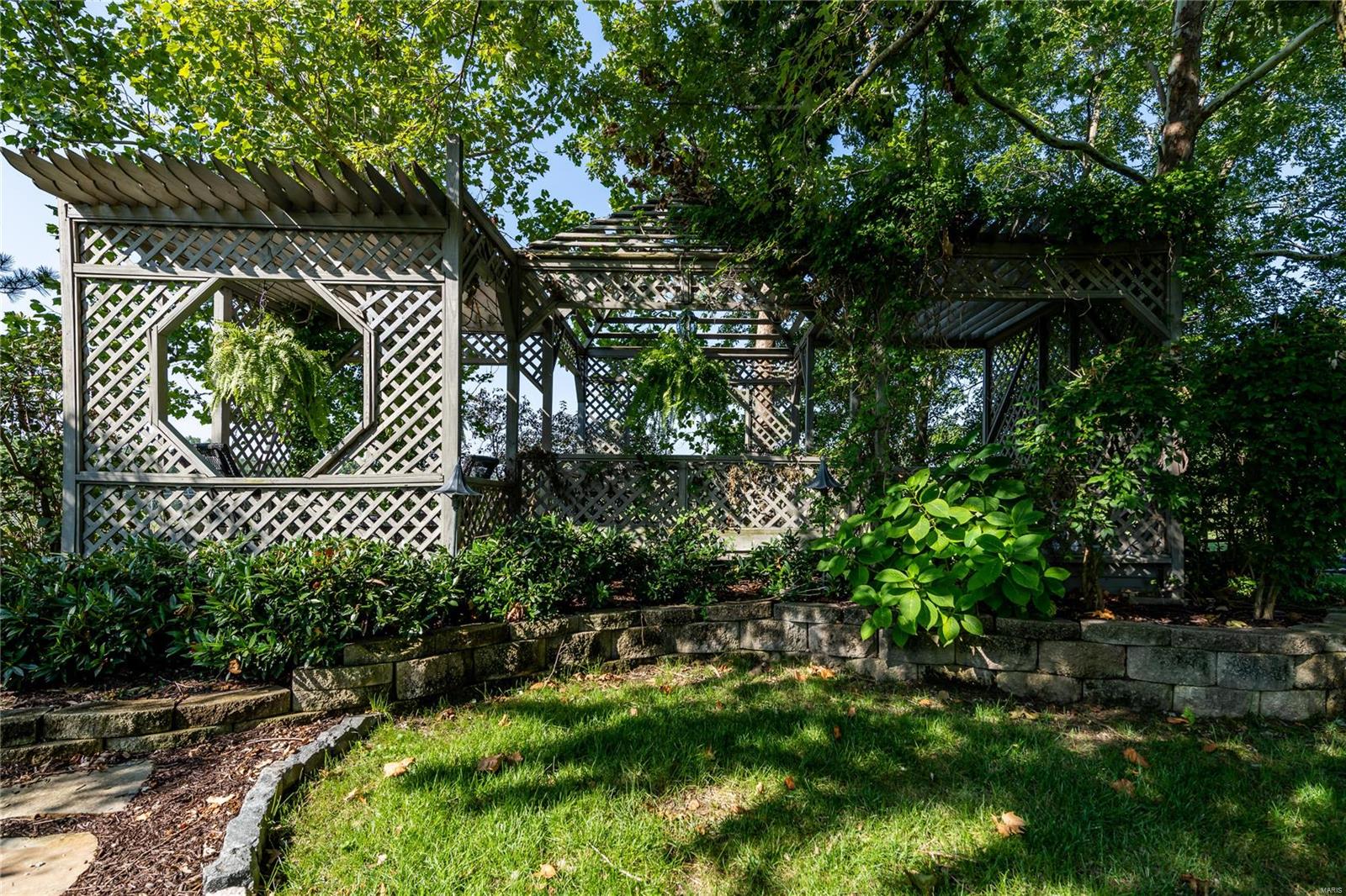 Camfield Square - Residential