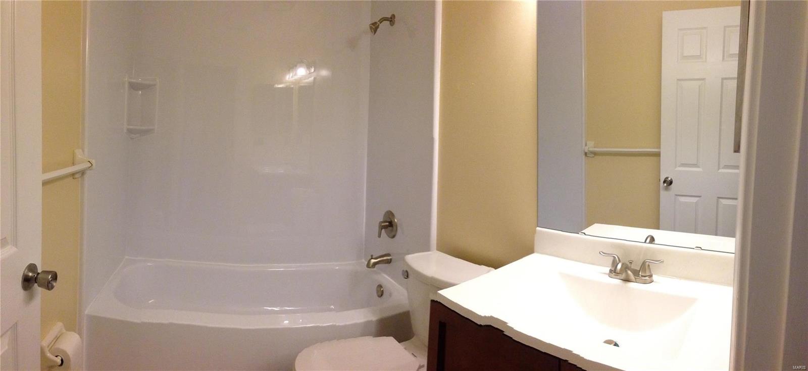 Treetop Condo Ph 2 - Residential Lease