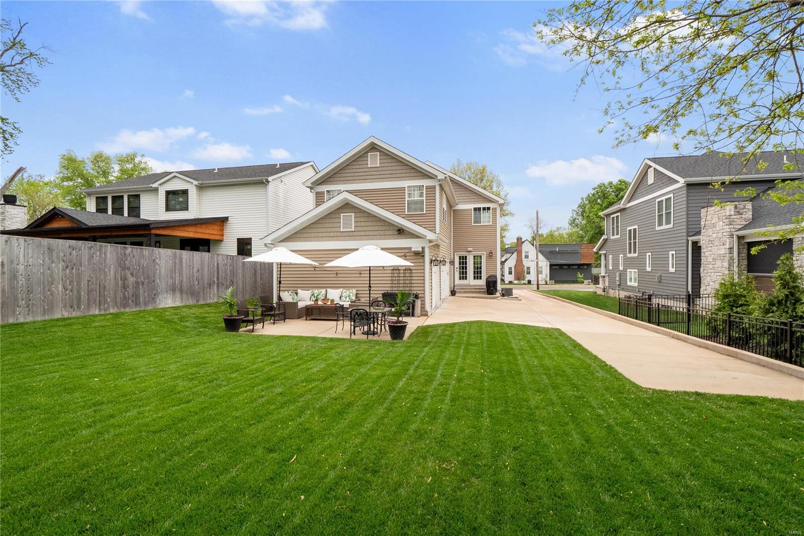 Oakland Terrace - Residential