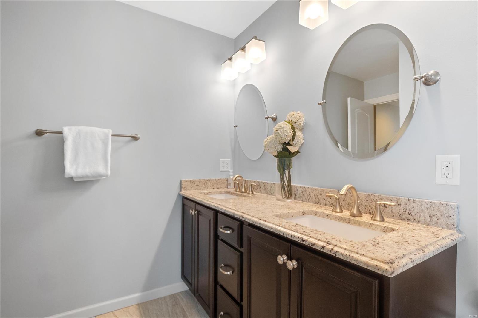 Oakland Terrace - Residential