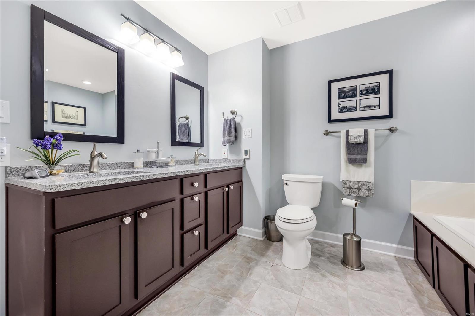 Ridgeview Place Condo 20 - Residential