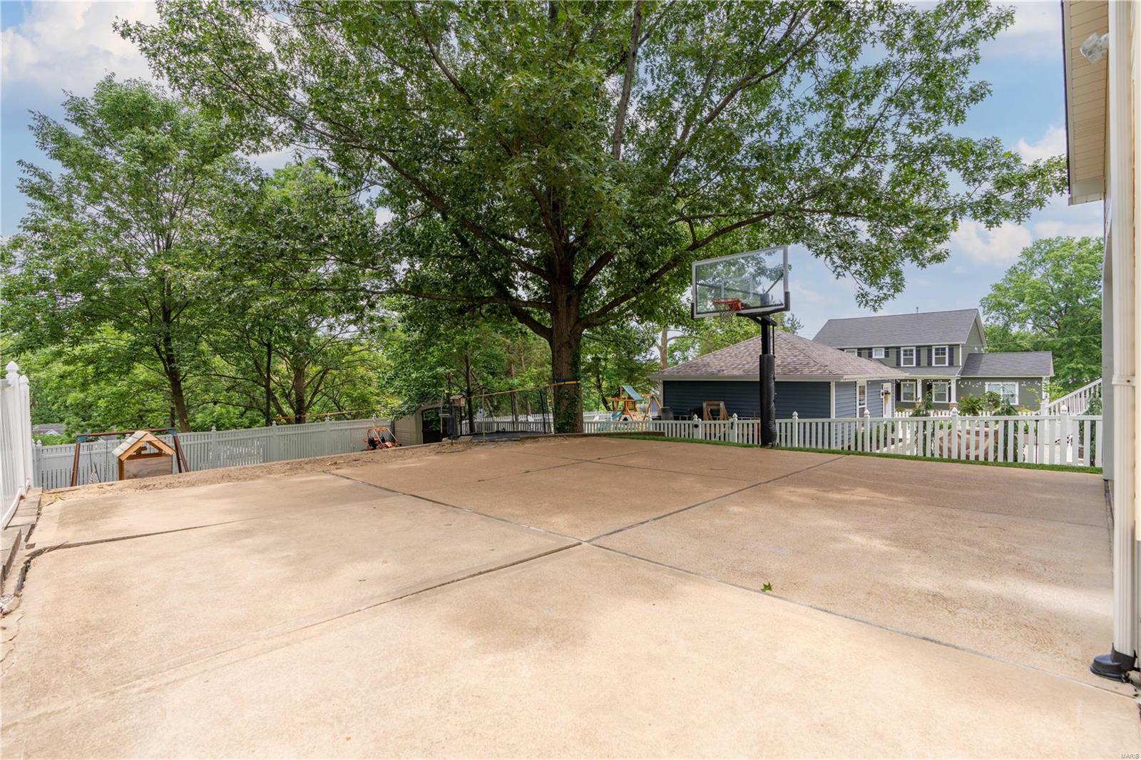 Woodbine Heights Add Lt 63 Bdy Adj - Residential