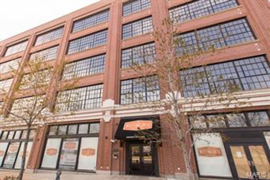 This unique 2 bedroom, 2 bath top floor loft is sleek, modern, and move in ready! It has over 1300 sq feet of living space with all the designer finishes you expect like hardwood floors, granite counter tops, stainless appliances, spa like bathrooms, and a large screened in porch with gas hook up for grilling. It comes with all appliances including a washer/dryer and one assigned covered parking place. West End Lofts is a full amenity building with a large, outdoor swimming pool, high-end fitness center, guest suite, billiards room, and secure gated parking. This lifestyle building is perfectly situated in close proximity to BJC Hospital, SLU, Washington University and all of the restaurants, cafes of the Vibrant Central West End. Location: City, Upper Level