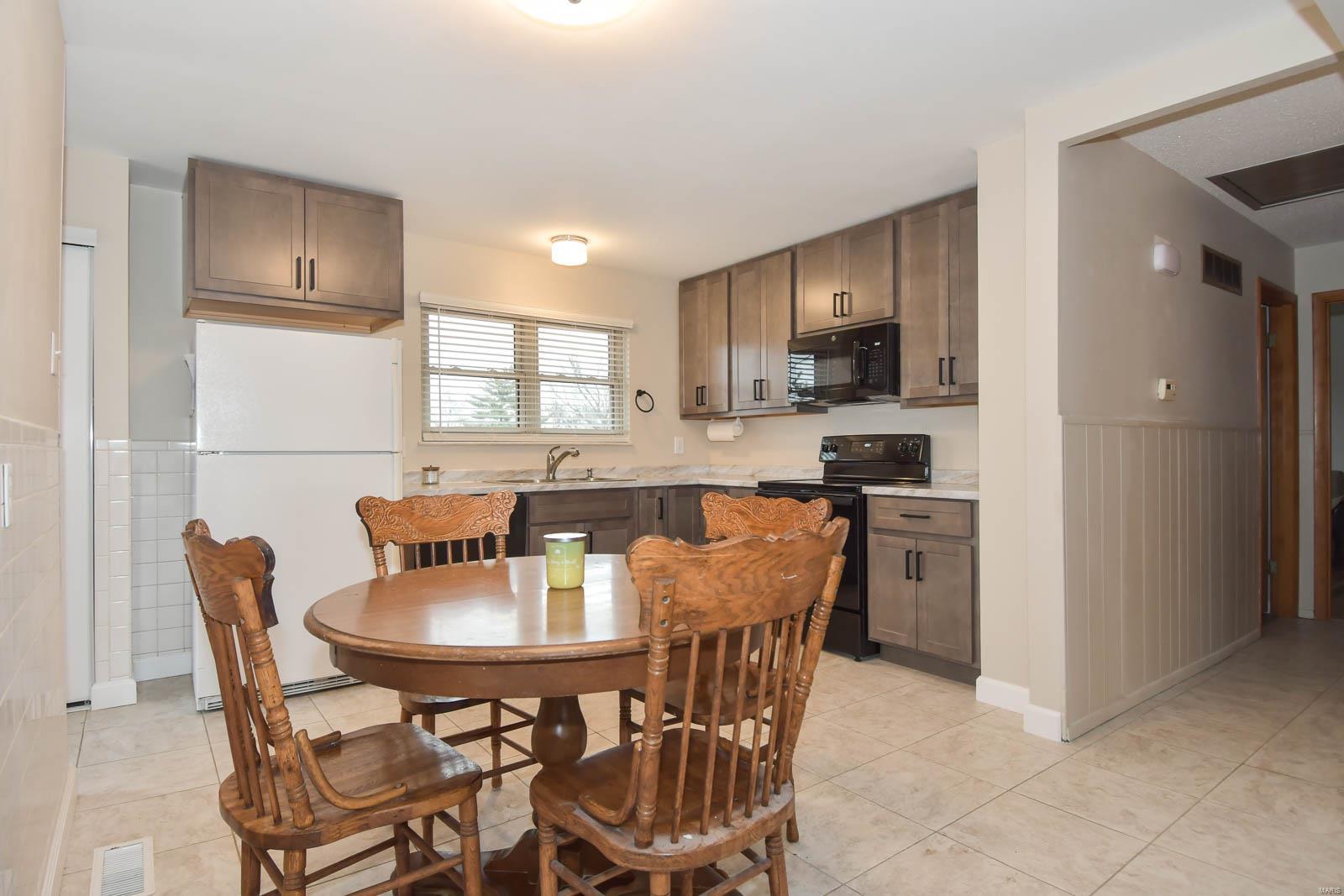 Bentley Farms - Residential Lease