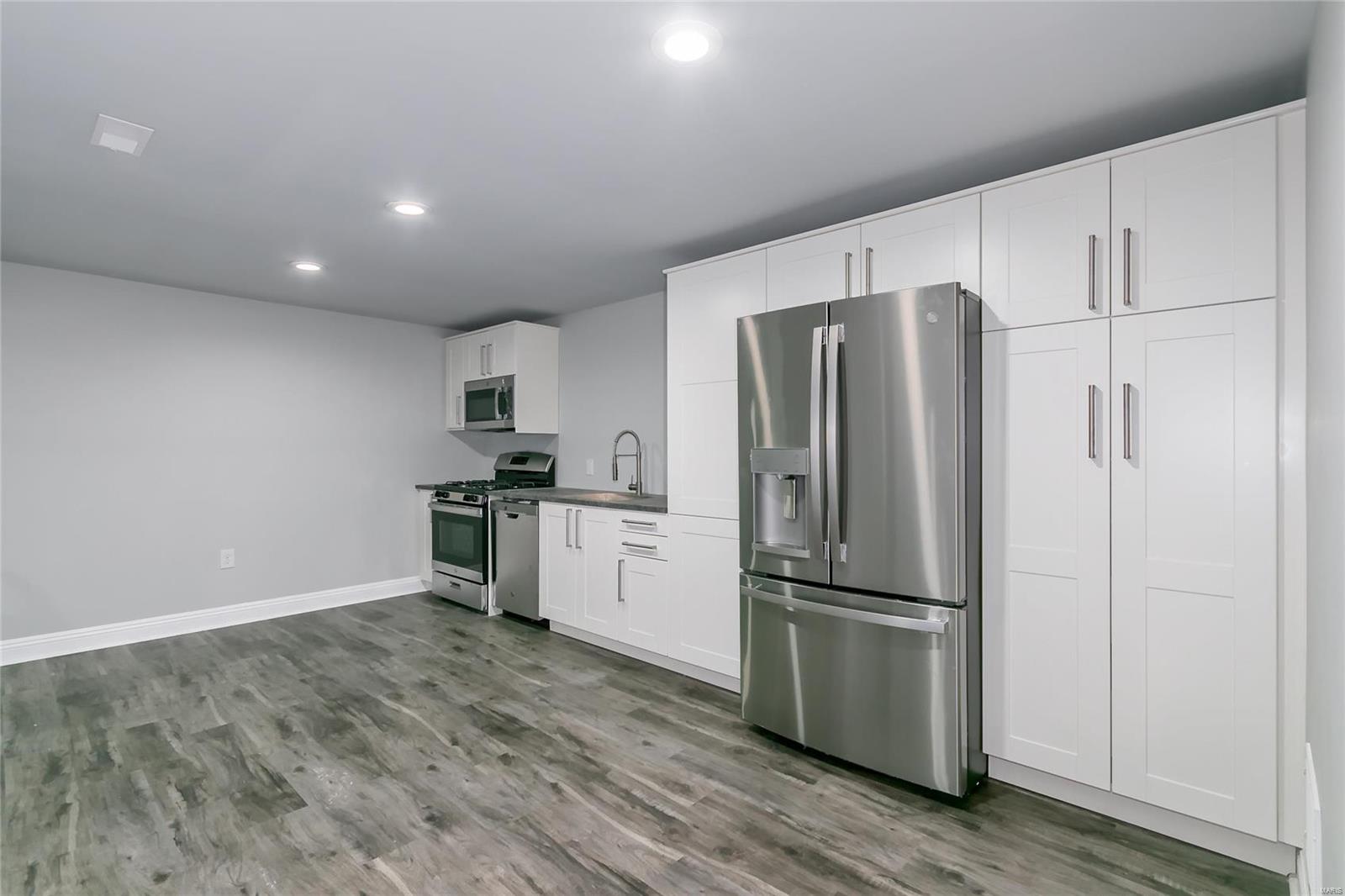 Chapel Hill 3 - Residential