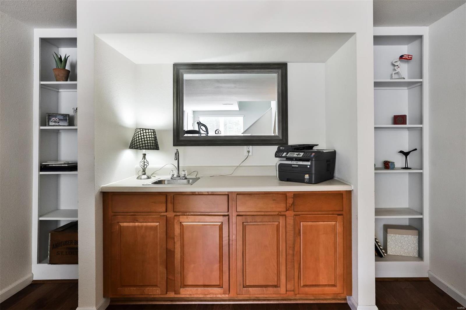 Greenbriar Condo - Residential