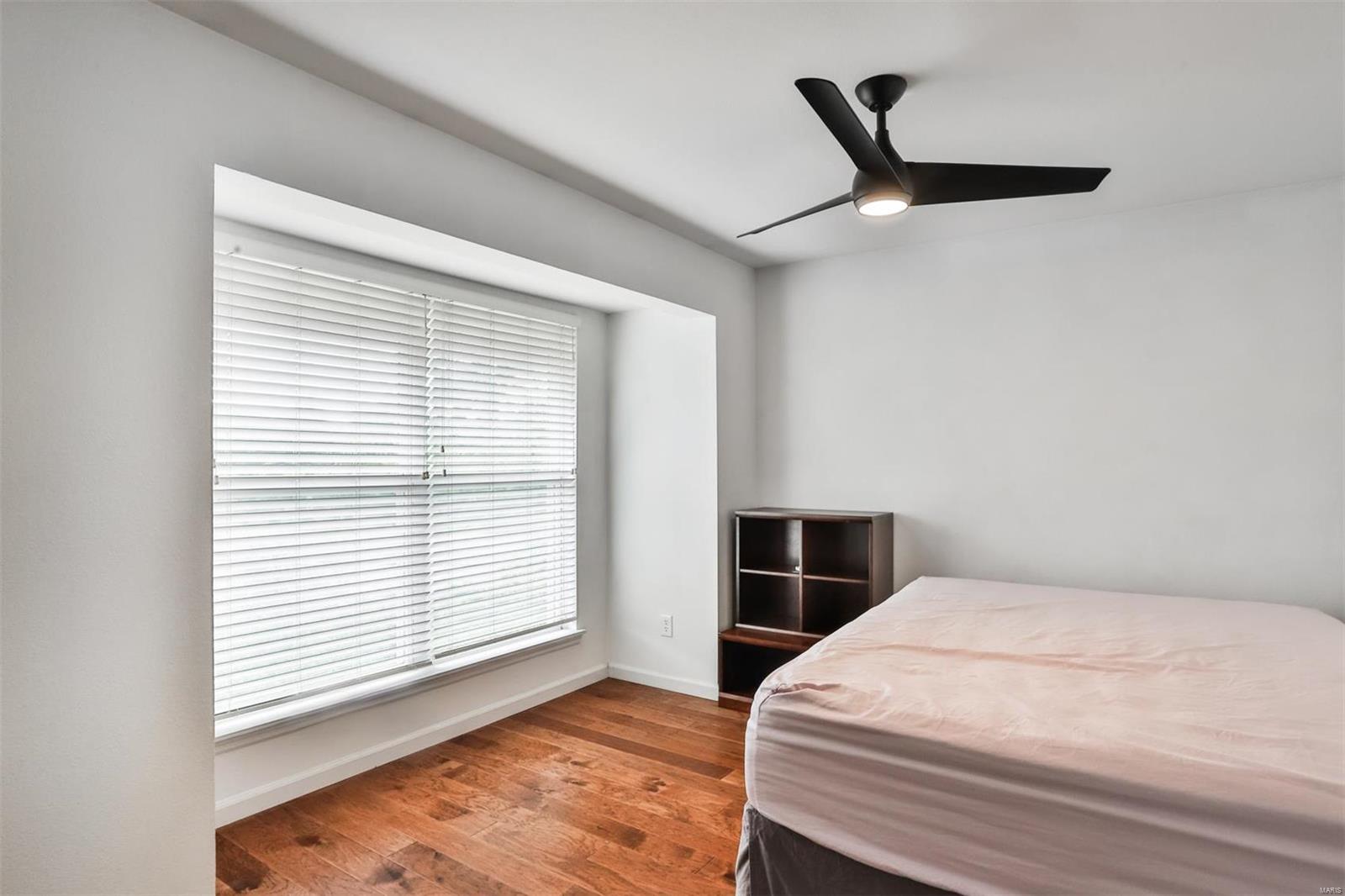 Greenbriar Condo - Residential