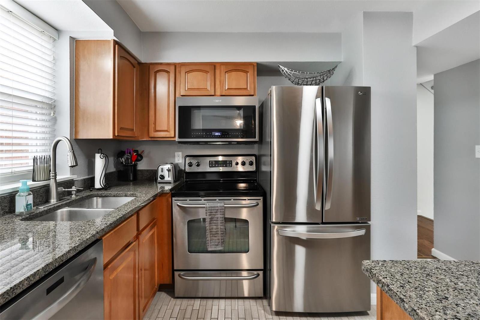 Greenbriar Condo - Residential