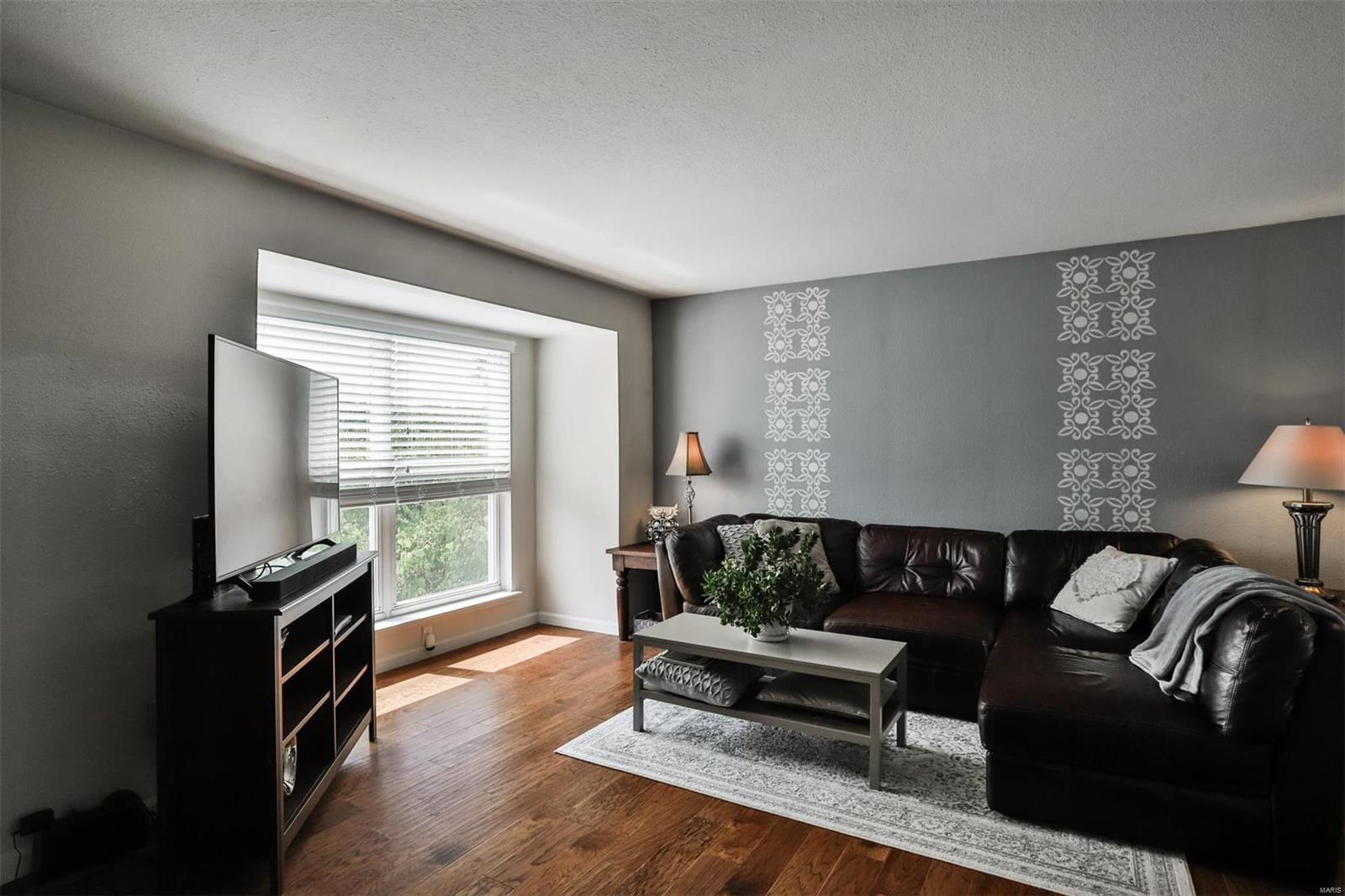 Greenbriar Condo - Residential