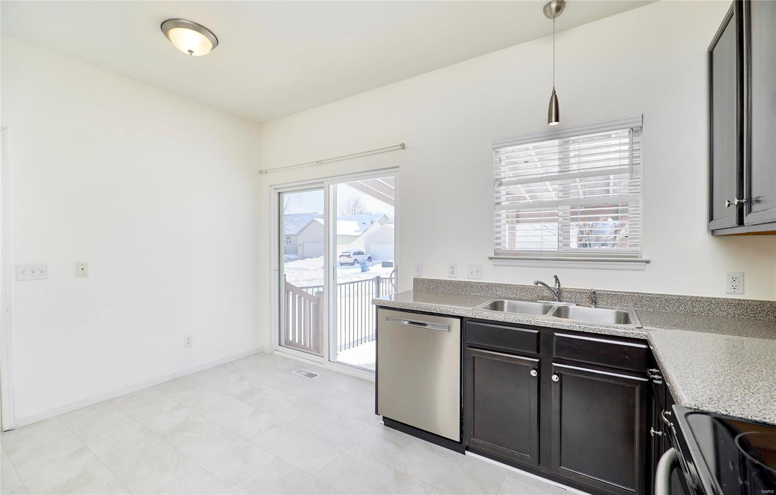 Charlestowne #2 Re-Amended - Residential Lease