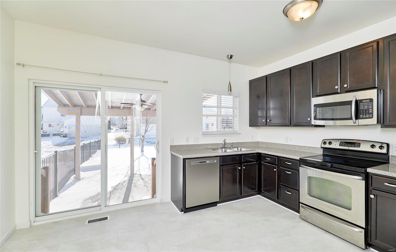 Charlestowne #2 Re-Amended - Residential Lease