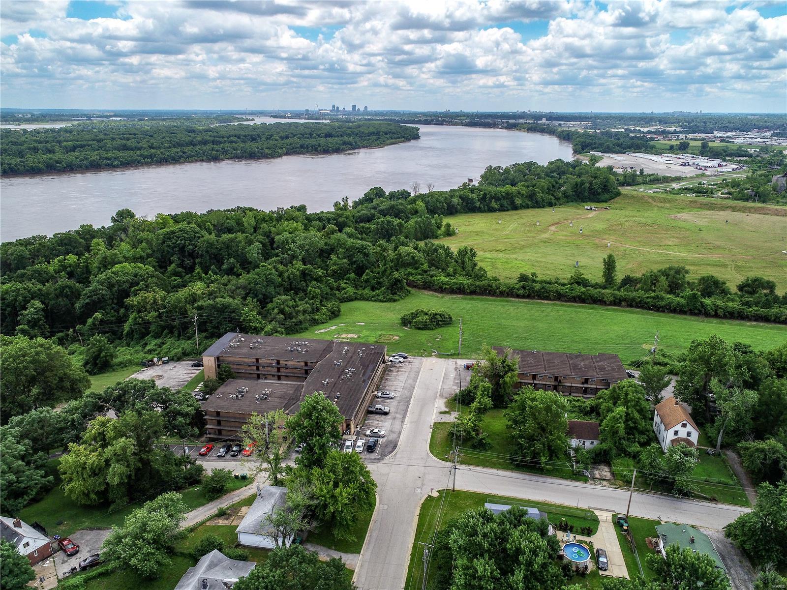 Riverview Gardens - Residential Income