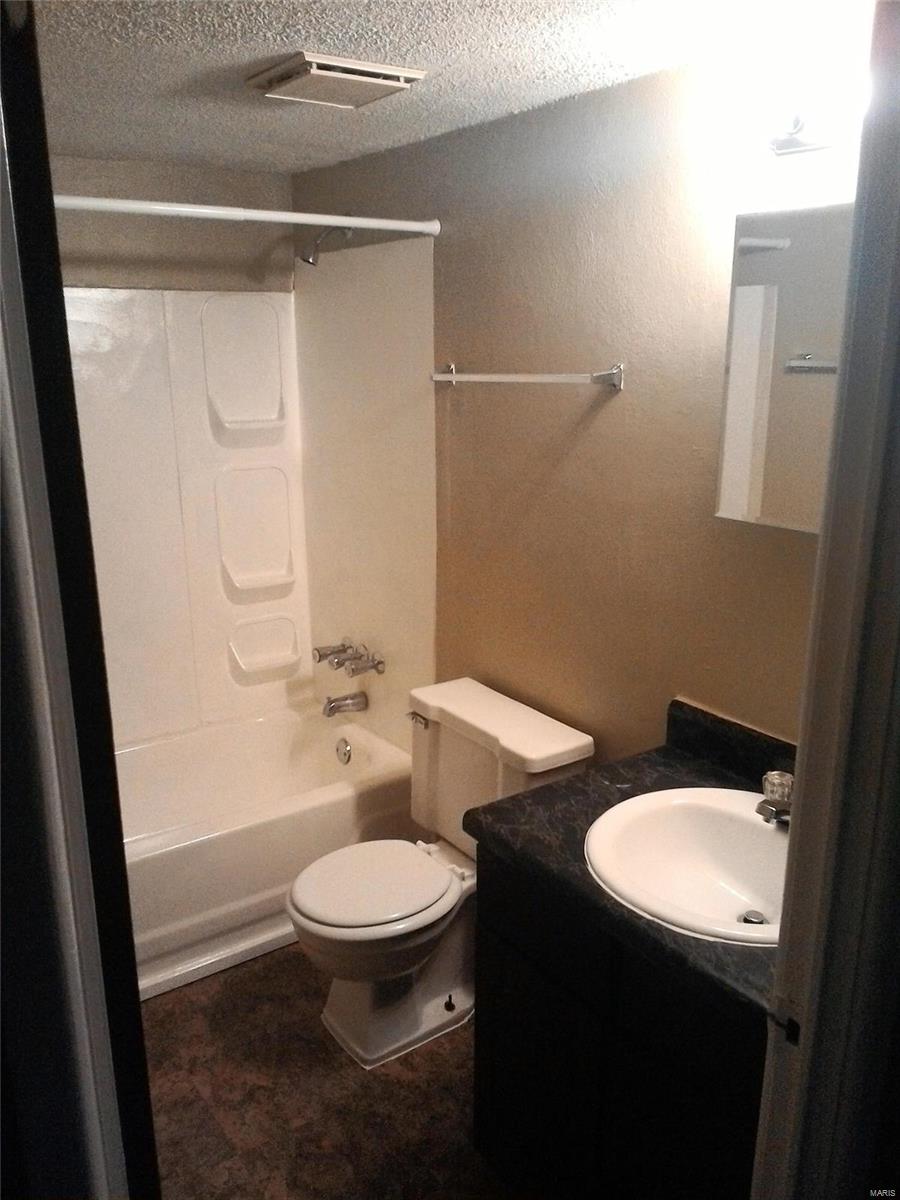 Riverview Gardens - Residential Income