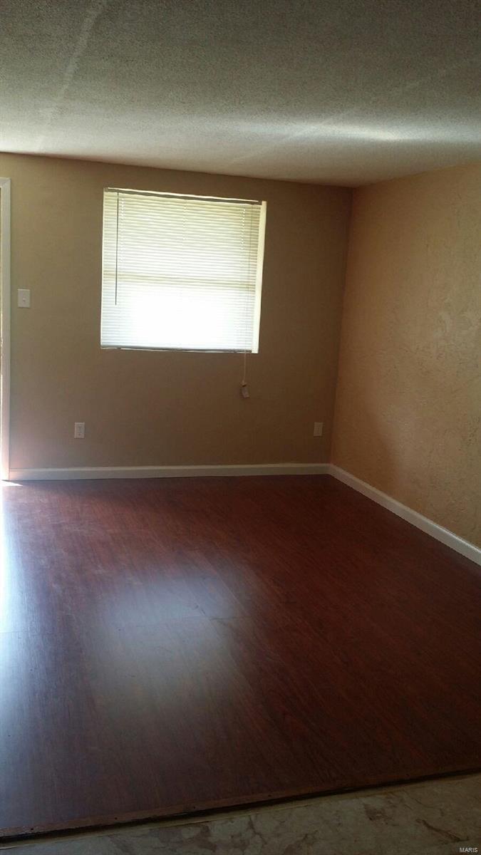 Riverview Gardens - Residential Income