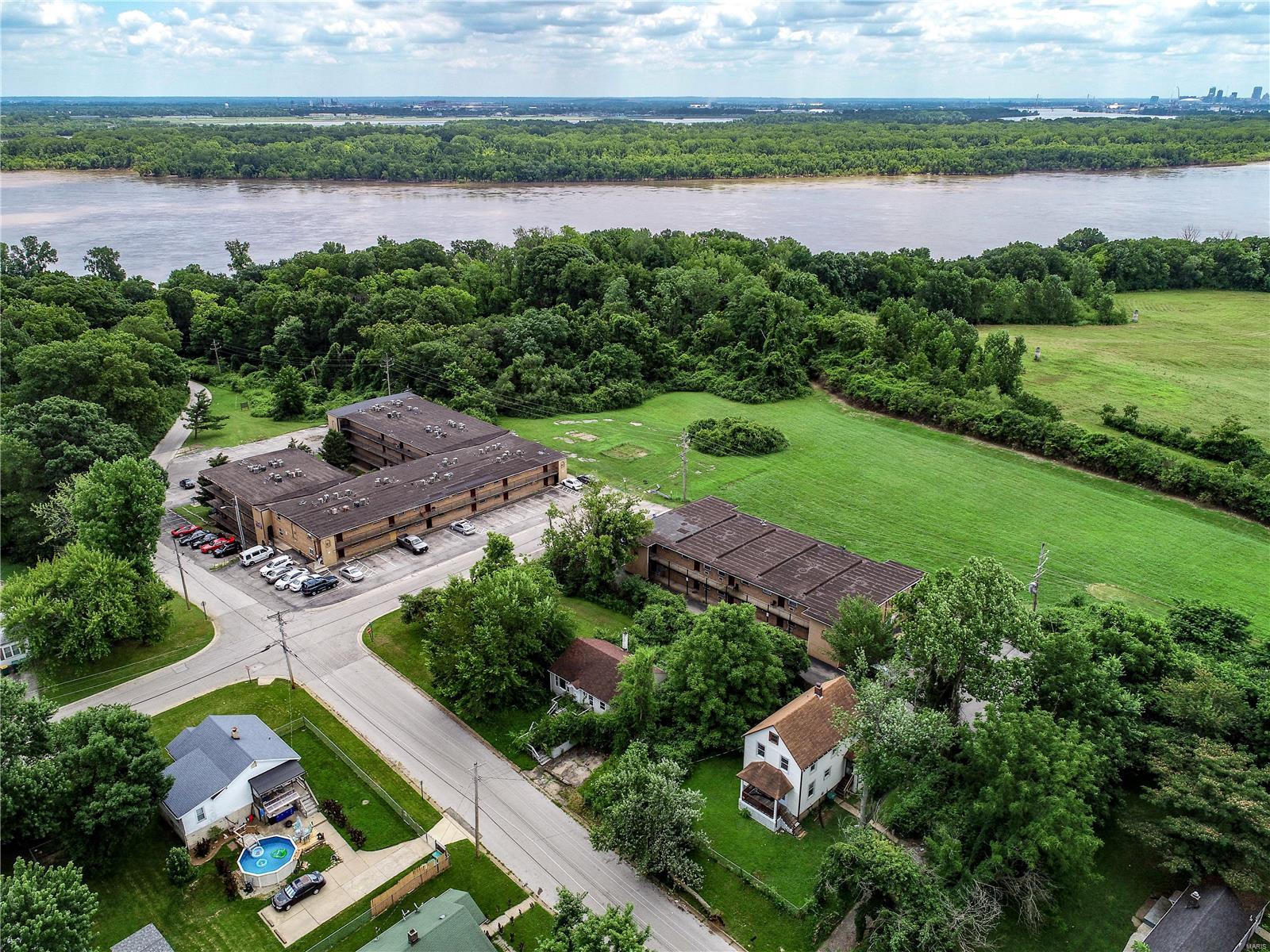 Riverview Gardens - Residential Income