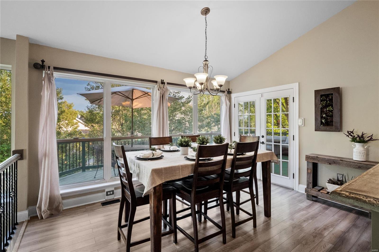 Charleston Oaks - Residential