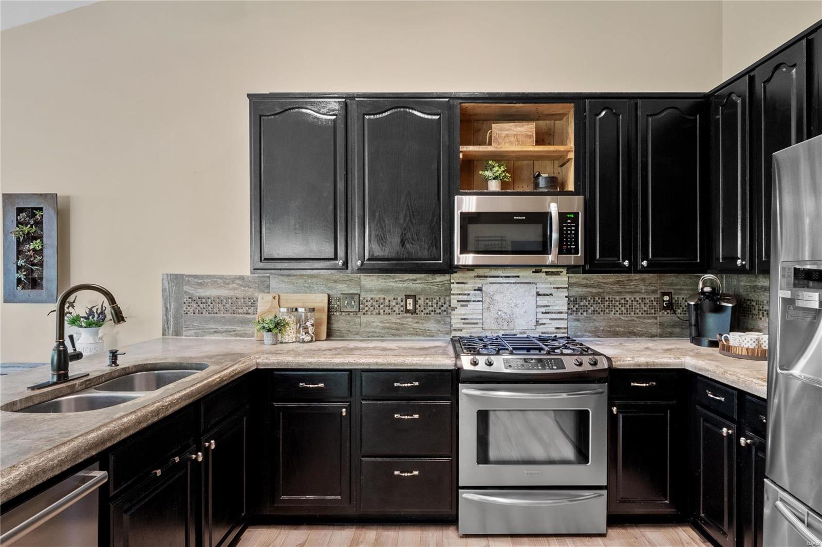 Charleston Oaks - Residential