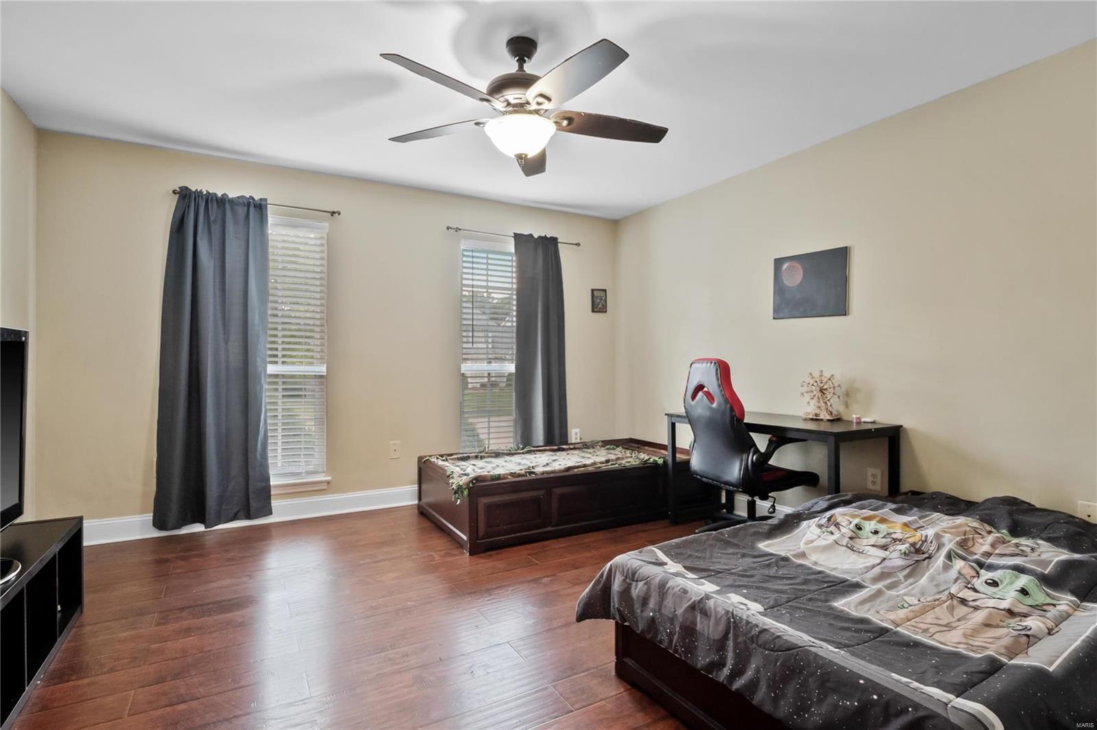 Charleston Oaks - Residential