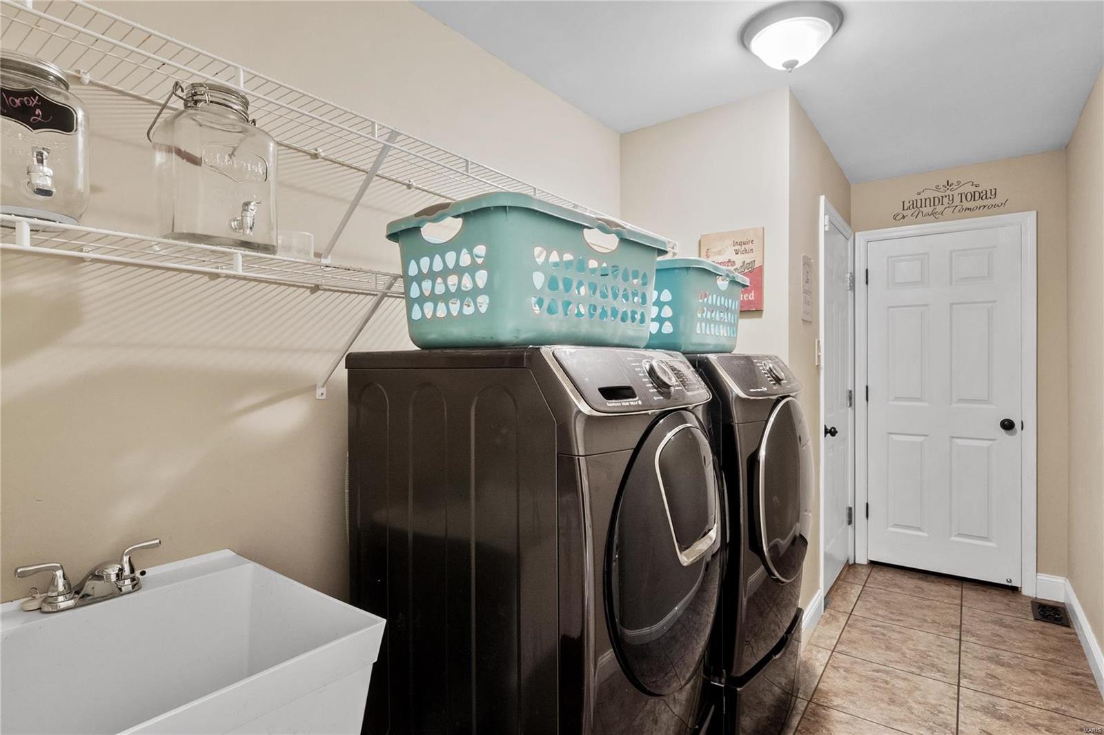 Charleston Oaks - Residential