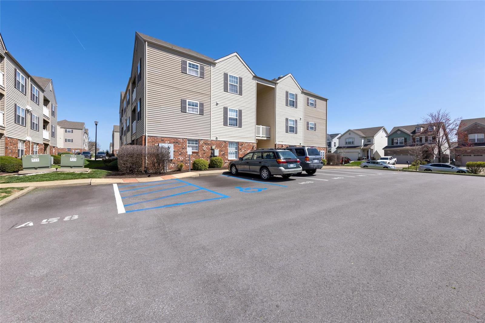 Saratoga #2 Condo #5 - Residential