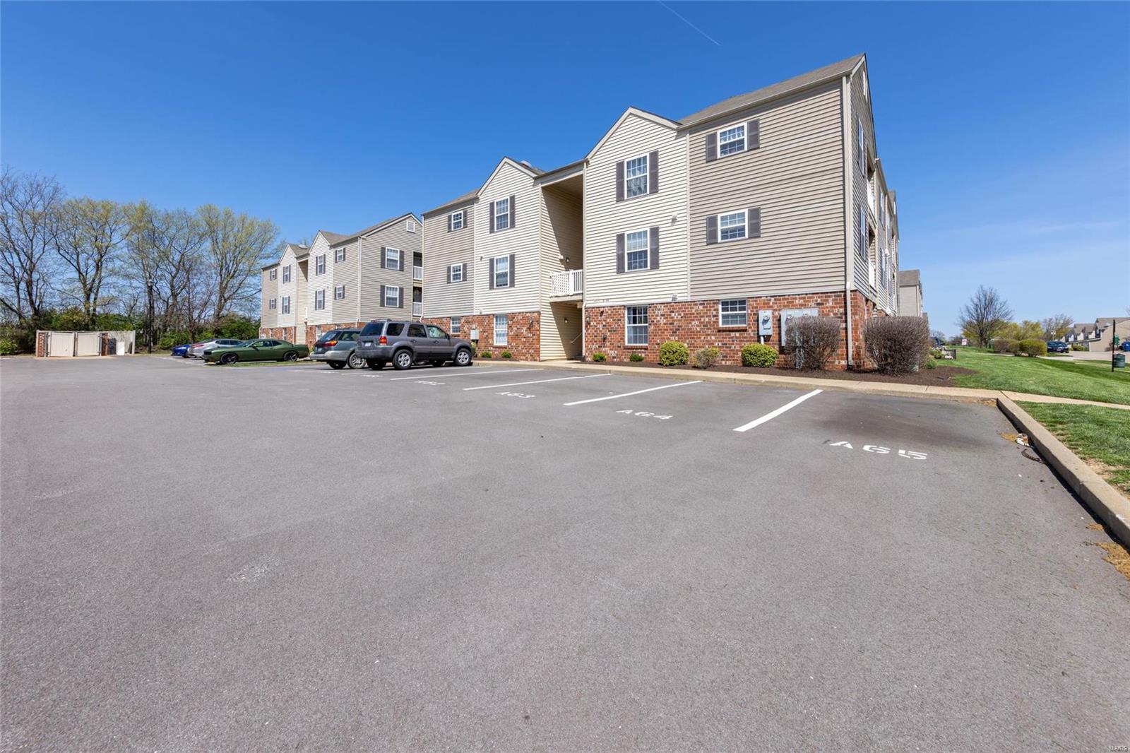 Saratoga #2 Condo #5 - Residential