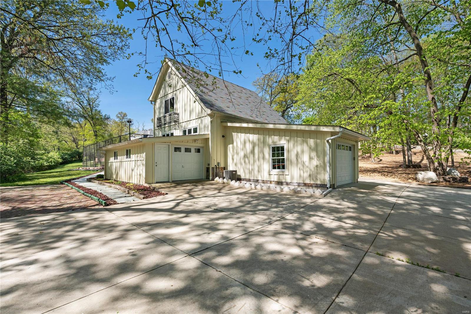 Log Cabin Estates Amd Of Lts 3 - Residential