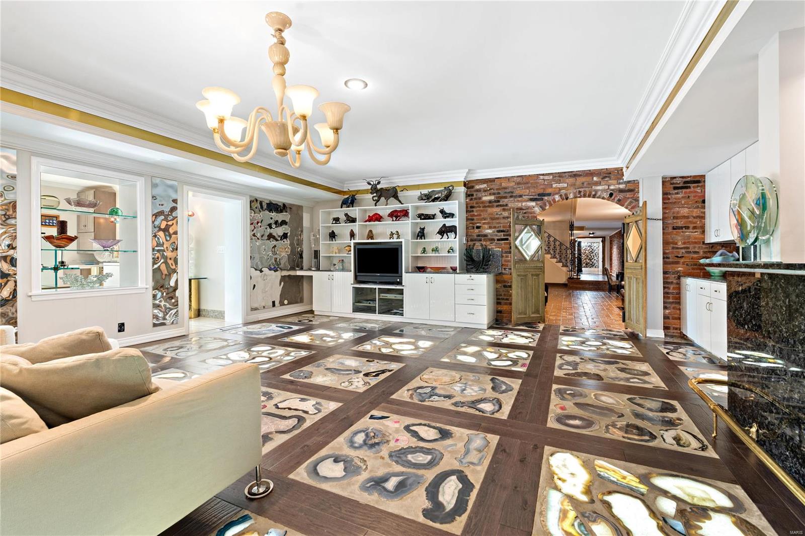 Log Cabin Estates Amd Of Lts 3 - Residential