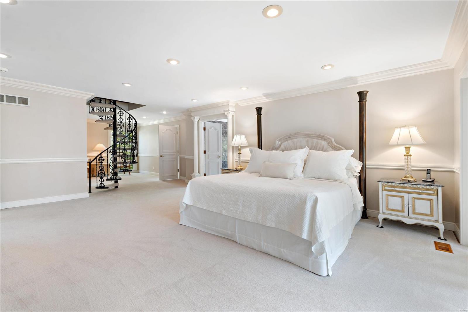 Log Cabin Estates Amd Of Lts 3 - Residential