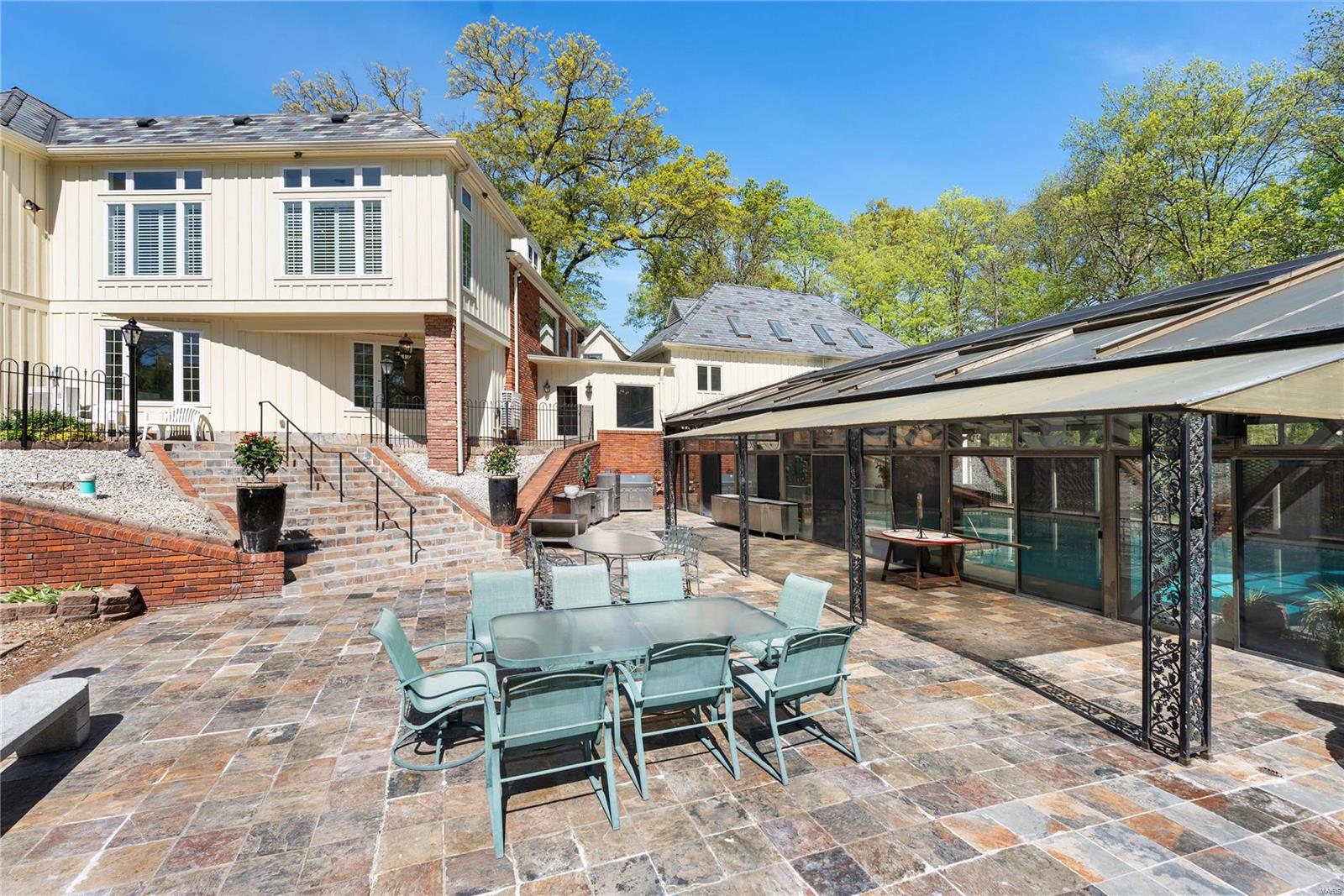 Log Cabin Estates Amd Of Lts 3 - Residential