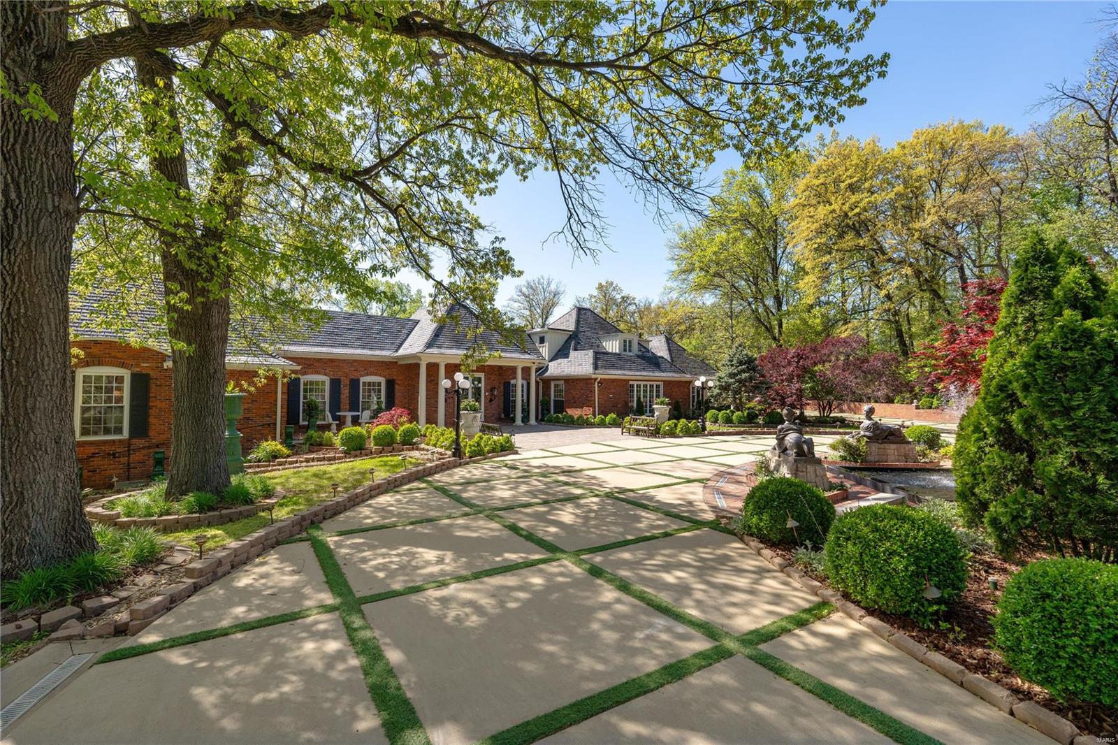 Log Cabin Estates Amd Of Lts 3 - Residential