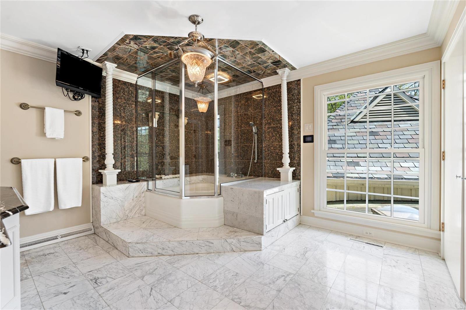 Log Cabin Estates Amd Of Lts 3 - Residential