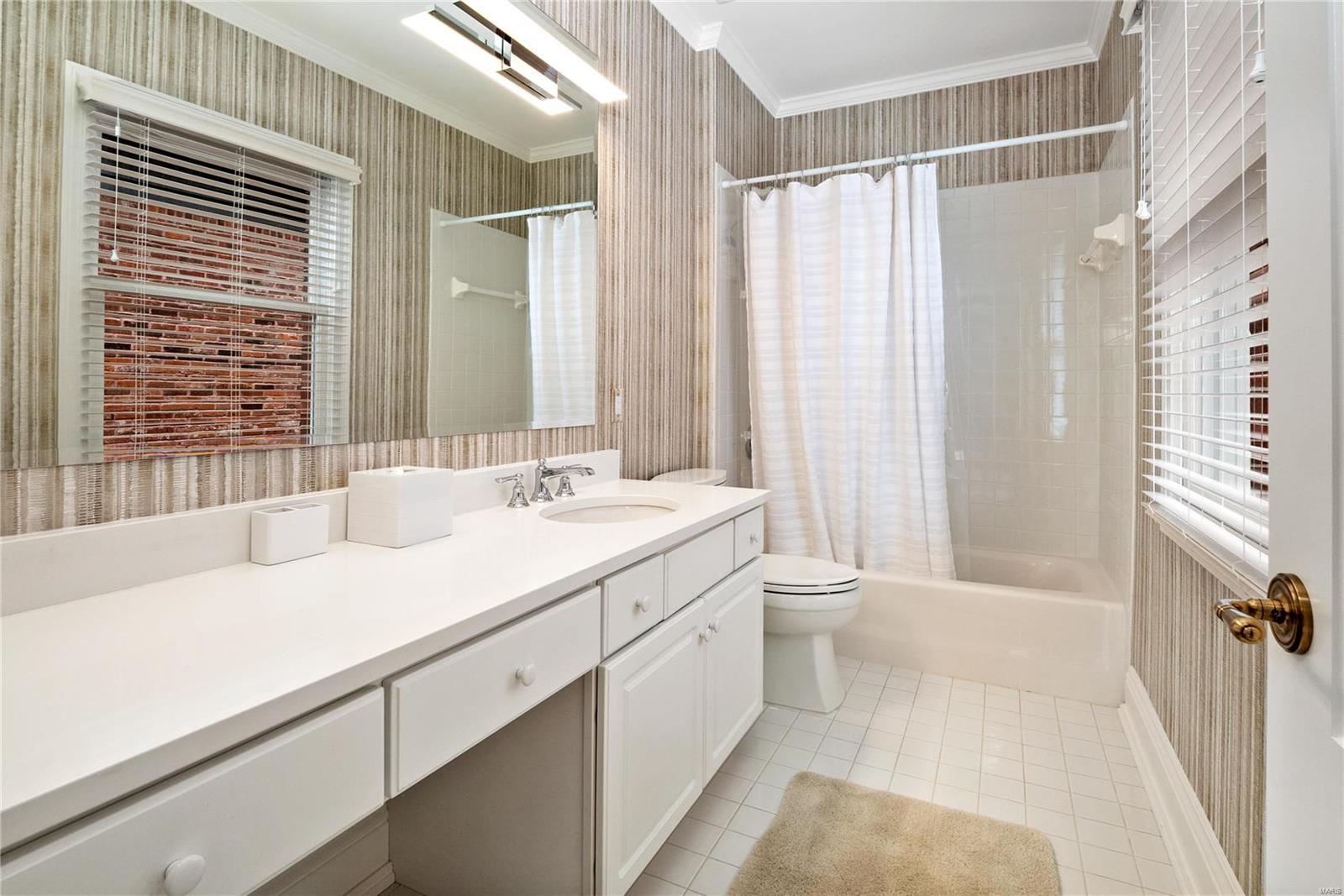 Clayton Lane - Residential