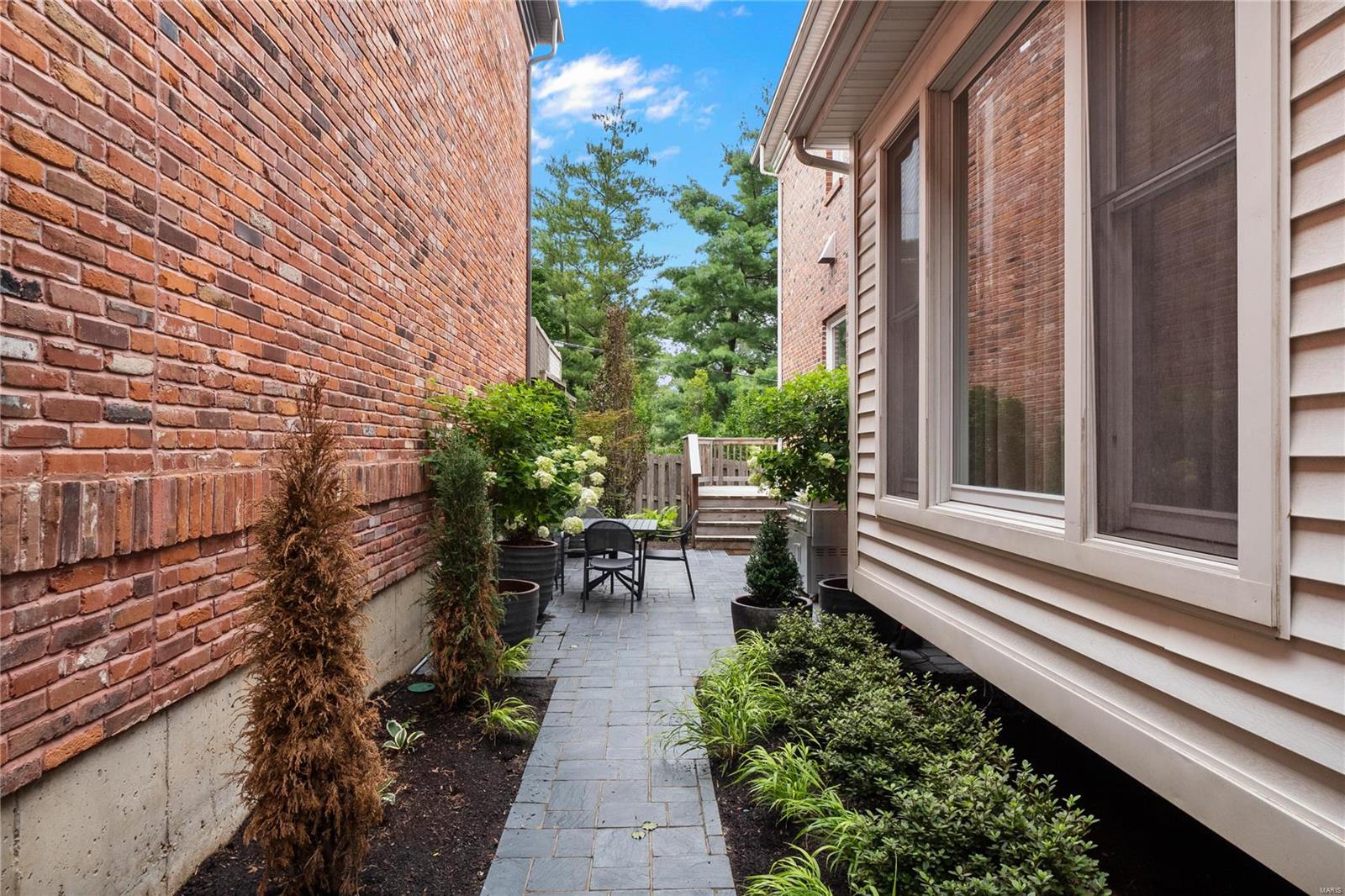 Clayton Lane - Residential