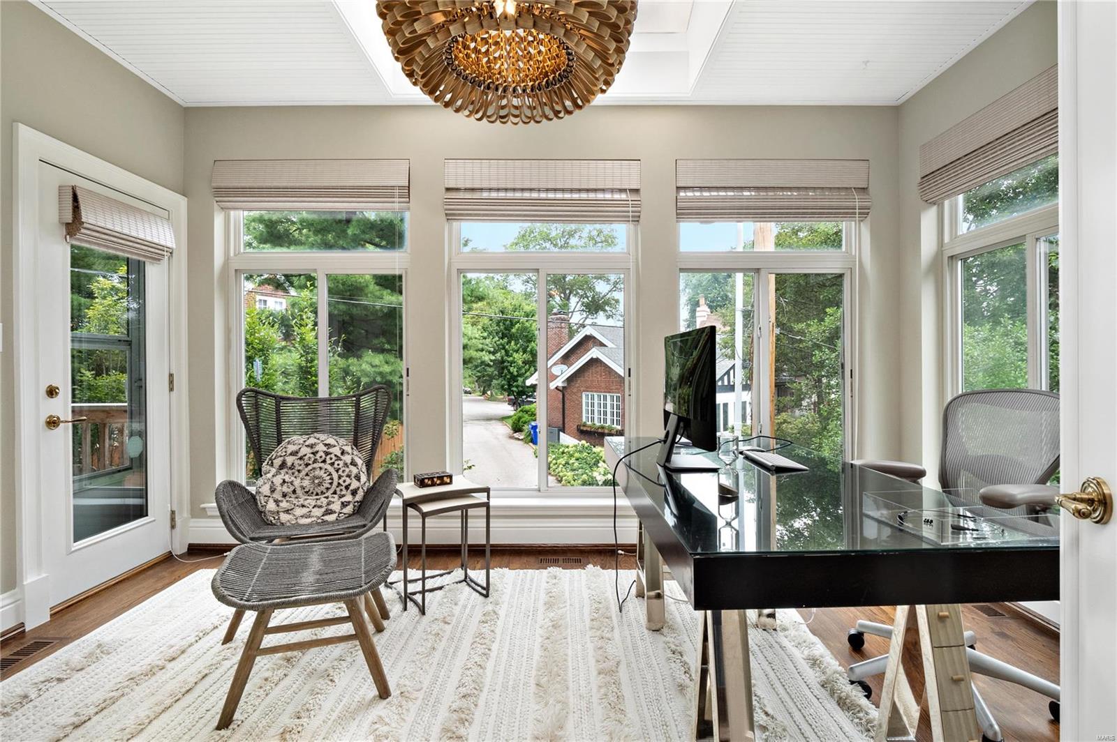 Clayton Lane - Residential