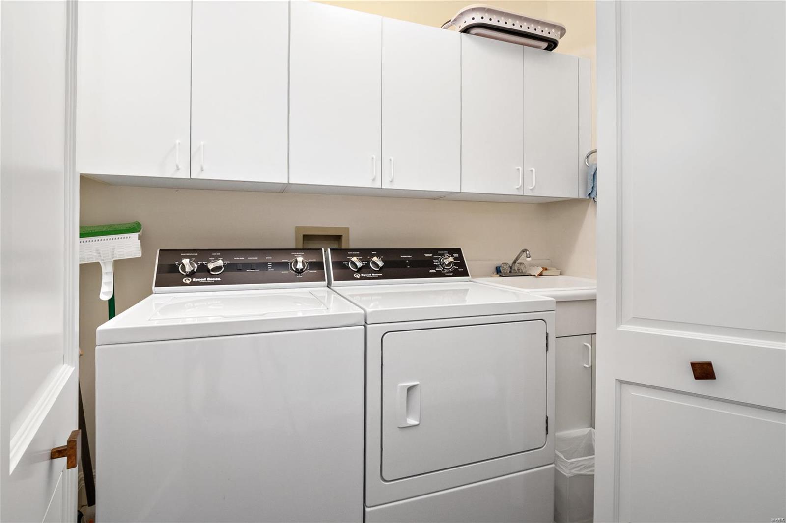 Clayton Lane - Residential