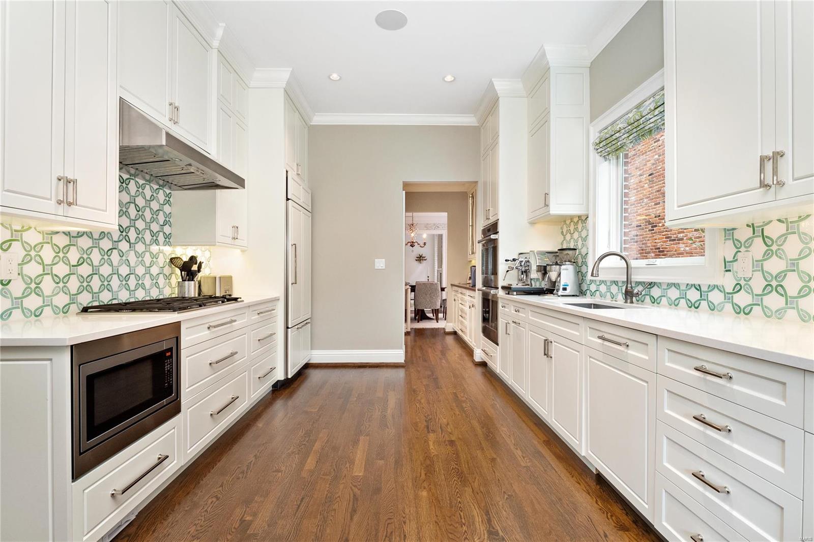 Clayton Lane - Residential