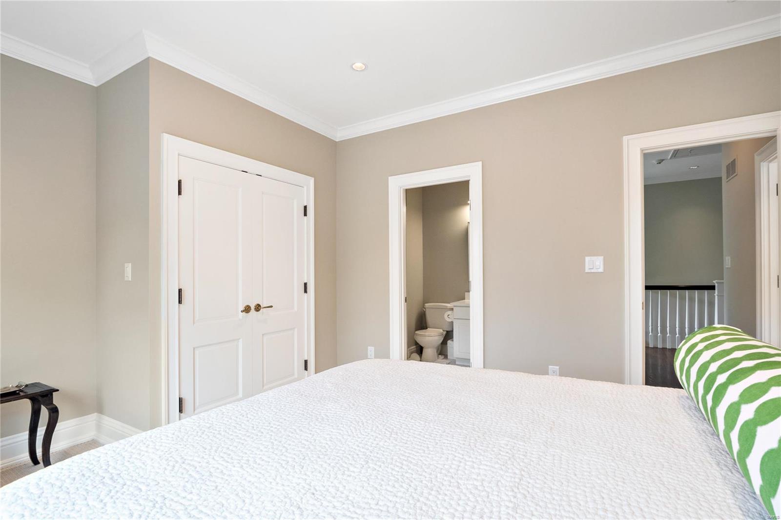 Clayton Lane - Residential