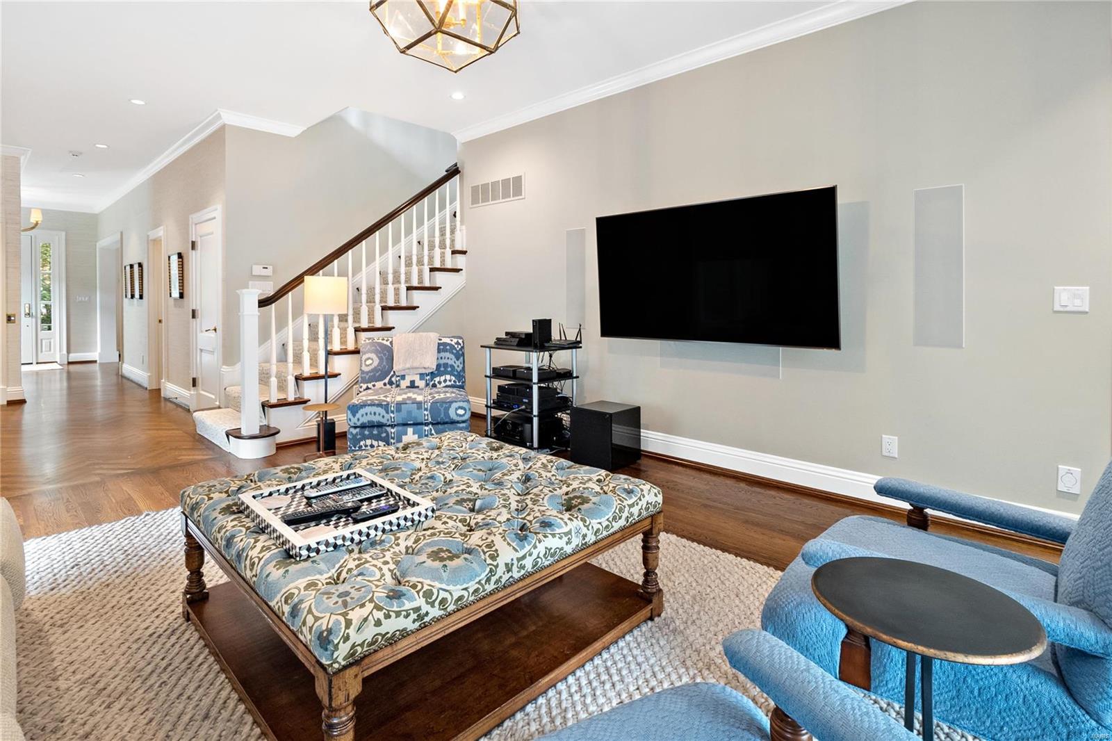 Clayton Lane - Residential