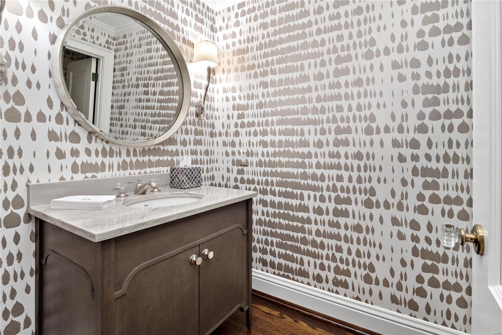 Clayton Lane - Residential