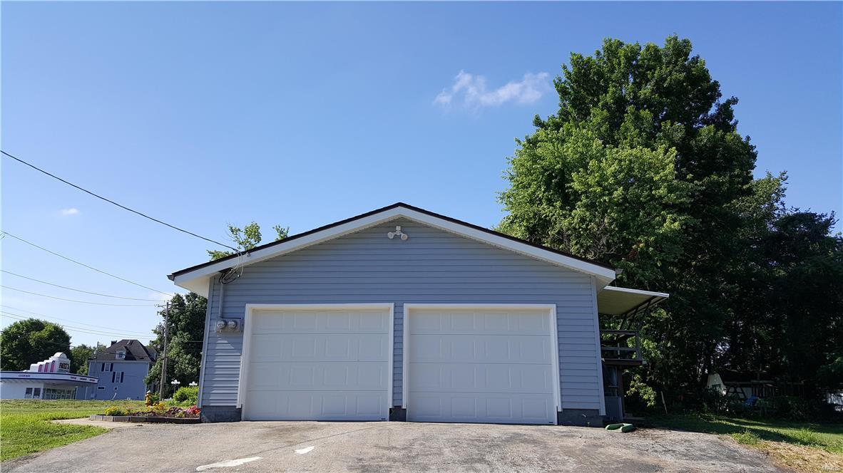 Twin Oaks - Residential