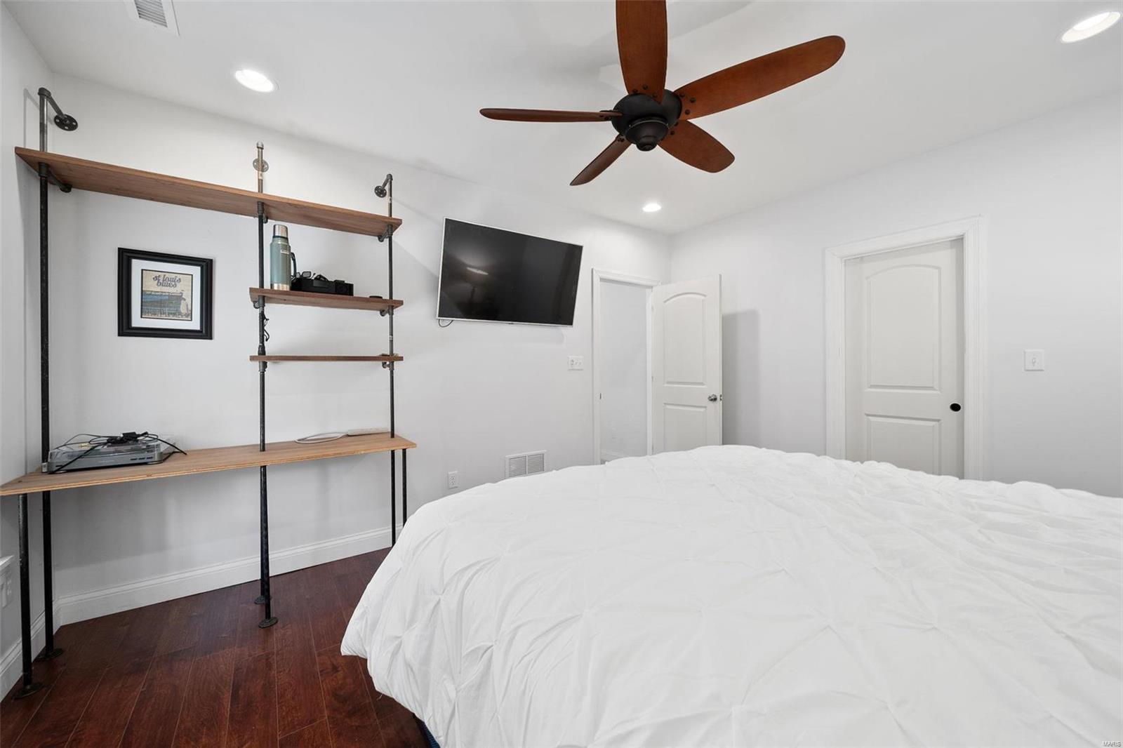 Mai Bo Gardens - Residential