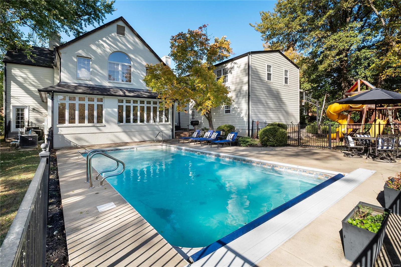 La Hacienda Lts 34 Thru 51 Resub - Residential