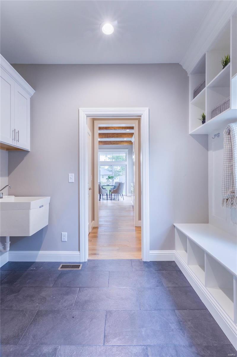 Manhattan Heights Add - Residential