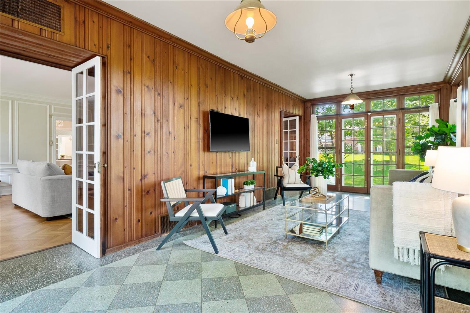 Nellie Vail Plant - Residential