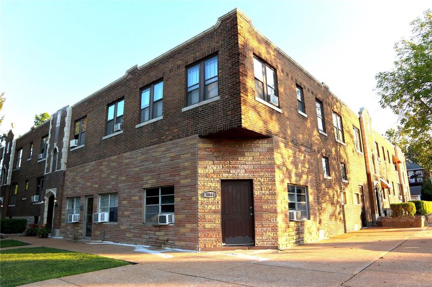 OUTSTANDING RARE OPPORTUNITY IN HOLLY HILLS!!!

Here's your chance to own a fantastic 17-unit apartment complex that includes three large basements and a detached four car garage.  This building has a perfect location as it is directly across the street from St. Stephen’s School and just a couple of blocks from beautiful Carondelet park! Tenants love the stunningly renovated units that are bright and roomy with hardwood floors throughout.  With long term, qualified tenants, strong leases in place and only four units remaining to renovate, this is truly a turn-key opportunity.  Great for someone looking for a low maintenance, turn-key investment that should yield an 8% cap rate.  While 13 of the 17 apartments have had substantial renovations in 2018 and 2019, one more is currently under renovation and can be completed prior to closing.  Buyer to purchase property "as-is".